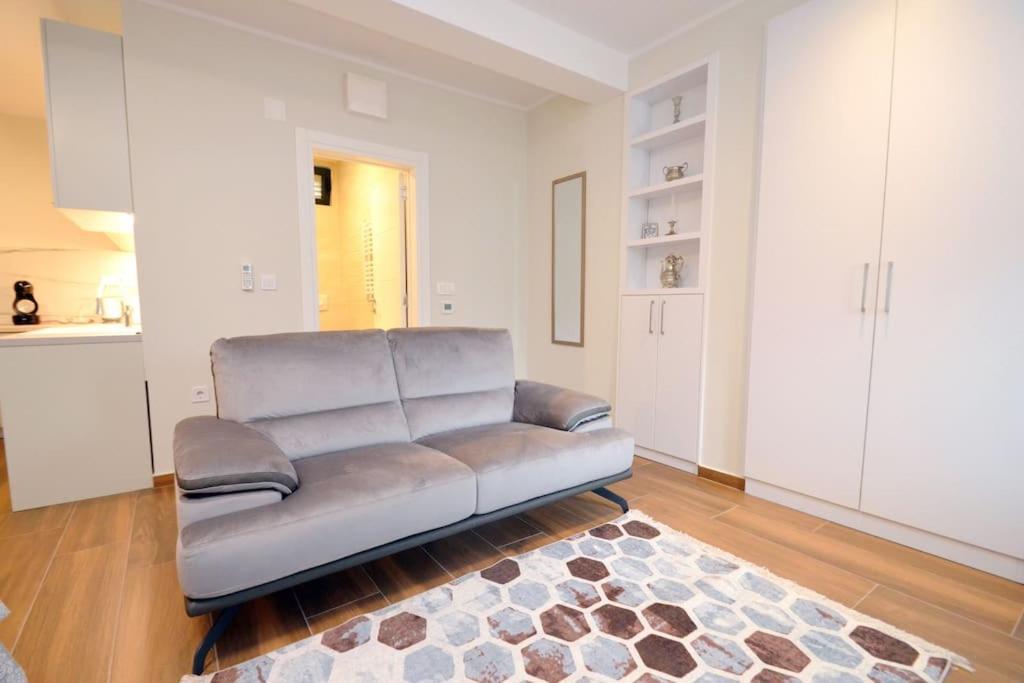 Urban Escape For Two In Kotor Apartment ภายนอก รูปภาพ